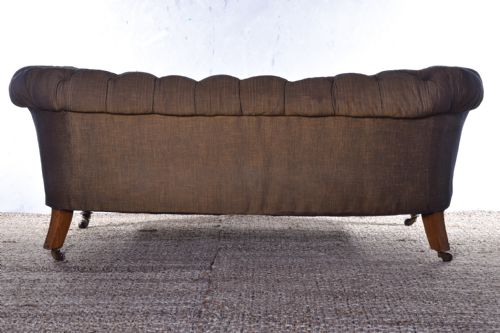 HAMPTON SONS DEEP BUTTONED CHESTERFIELD - ADDITIONAL PHOTO 3