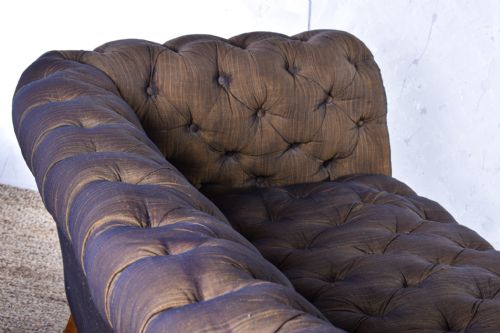 HAMPTON SONS DEEP BUTTONED CHESTERFIELD - ADDITIONAL PHOTO 4