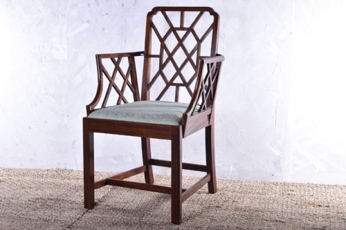 cockpen type armchair for guildhall bath - CATEGORY: ANTIQUE CHESTS - DATED 1920