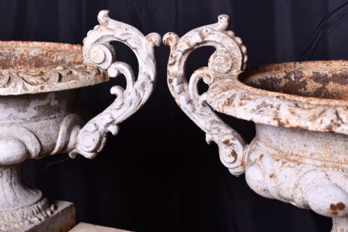 PAIR OF 19TH CENTURY PLANTERS - ADDITIONAL PHOTO 3