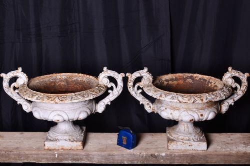 PAIR OF 19TH CENTURY PLANTERS - ADDITIONAL PHOTO 4