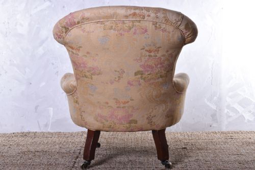 HOWARD STYLE BEDROOM CHAIR - ADDITIONAL PHOTO 5