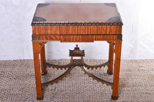 figured satinwood pagoda side table - CATEGORY: ANTIQUE TABLES - DATED 1920
