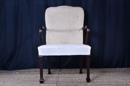 GEORGE III MAHOGANY LIBRARY CHAIR - ADDITIONAL PHOTO 2