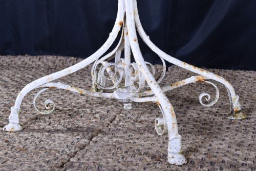 FRENCH ARRAS GARDEN TABLE - ADDITIONAL PHOTO 1