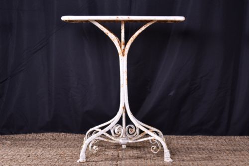 FRENCH ARRAS GARDEN TABLE - ADDITIONAL PHOTO 3