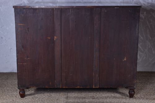 A GEORGE IV MAHOGANY SERPENTINE SIDE CABINET - ADDITIONAL PHOTO 8