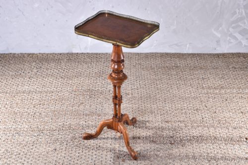 olive wood side table - CATEGORY: ANTIQUE TABLES - DATED GEORGIAN
