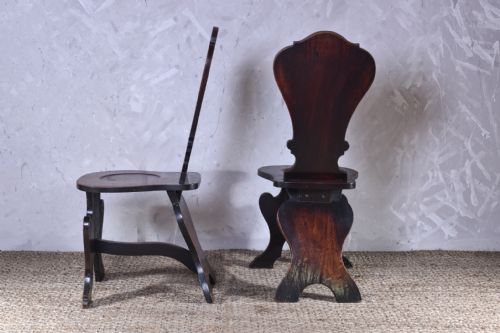 PAIR OF GEORGE III SGABELLO HALL CHAIRS - ADDITIONAL PHOTO 5