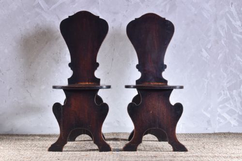 PAIR OF GEORGE III SGABELLO HALL CHAIRS - ADDITIONAL PHOTO 6