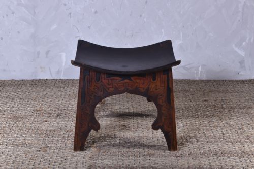 THEBES STYLE POKERWORK STOOL - ADDITIONAL PHOTO 2