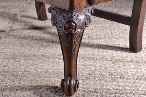 CHIPPENDALE STYLE MAHOGANY SETTEE - ADDITIONAL PHOTO 4