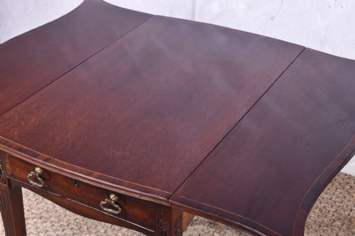 GEORGE III PLUM PUDDING MAHOGANY PEMBROKE TABLE - ADDITIONAL PHOTO 1