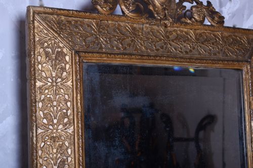 19TH CENTURY GILT GESSO WALL MIRROR - ADDITIONAL PHOTO 1