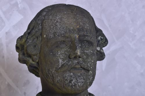 WILLIAM SHAKESPEARE SANDSTONE BUST - ADDITIONAL PHOTO 1
