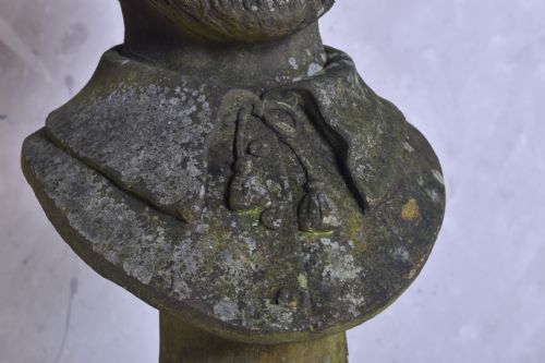 WILLIAM SHAKESPEARE SANDSTONE BUST - ADDITIONAL PHOTO 3