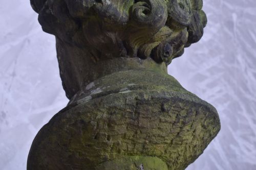 WILLIAM SHAKESPEARE SANDSTONE BUST - ADDITIONAL PHOTO 5