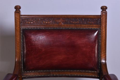 FIGURED WALNUT XFRAME ARMCHAIR - ADDITIONAL PHOTO 3