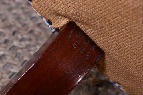 HOWARD SONS BUTTON BACK ARMCHAIR - ADDITIONAL PHOTO 7