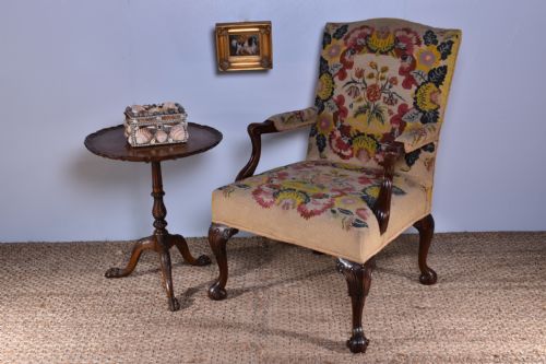 MAHOGANY GAINSBOROUGH ARMCHAIR - ADDITIONAL PHOTO 1