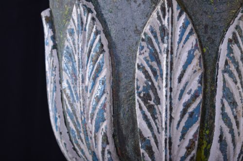 BRIGGS CAST IRON URN - ADDITIONAL PHOTO 4