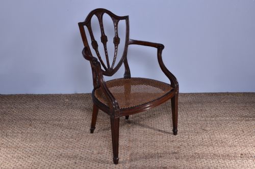 GEORGE III CARVED SHIELDBACK ARMCHAIR ATTRIBUTED TO GILLOWS - ADDITIONAL PHOTO 3