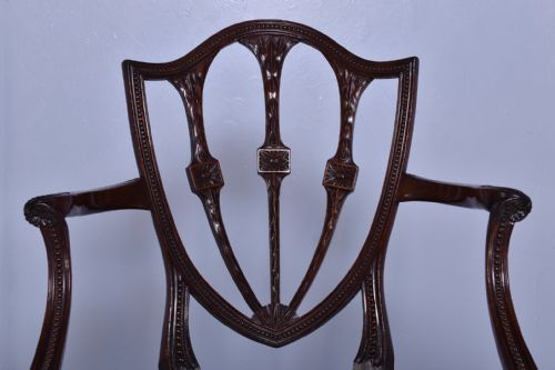 GEORGE III CARVED SHIELDBACK ARMCHAIR ATTRIBUTED TO GILLOWS - ADDITIONAL PHOTO 6