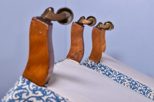 PAIR OF HOWARD SONS DEEPBUTTONED ARMCHAIRS - ADDITIONAL PHOTO 9
