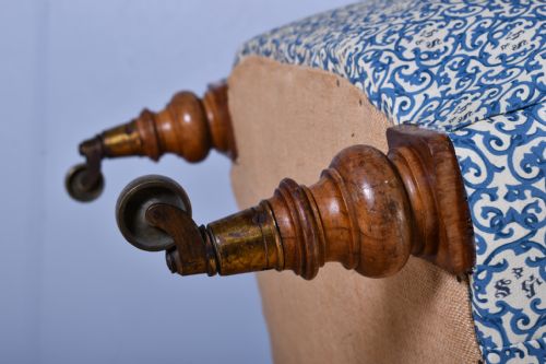 HOWARD SONS EASY ARMCHAIR - ADDITIONAL PHOTO 3