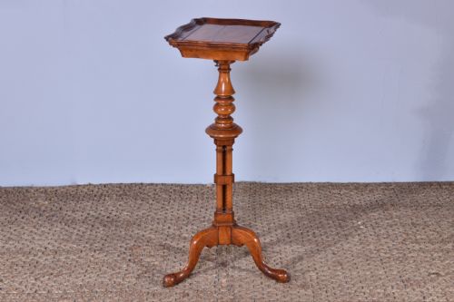 GILLOWS FLOWER TABLE - ADDITIONAL PHOTO 1
