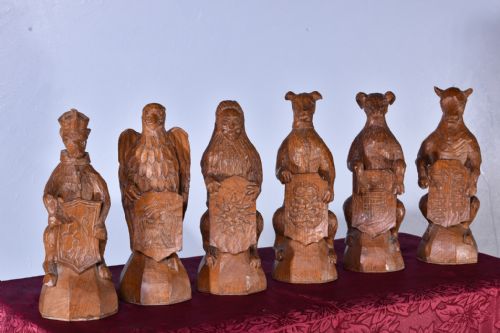 COLLECTION OF GNOMEMAN CARVED OAK FIGURES - ADDITIONAL PHOTO 4