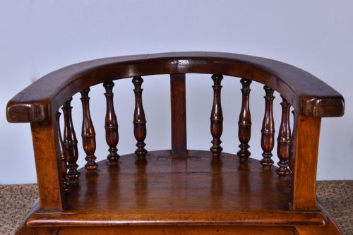 17TH CENTURY DUTCH WALNUT CAPTAINS CHAIR - ADDITIONAL PHOTO 5