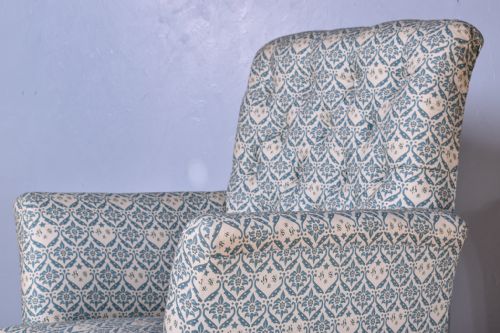 HOWARD SONS EASY ARMCHAIR - ADDITIONAL PHOTO 3