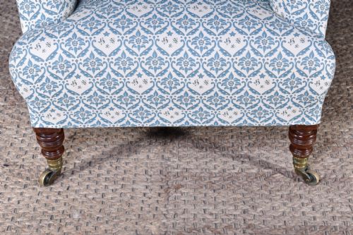 HOWARD SONS EASY ARMCHAIR - ADDITIONAL PHOTO 4