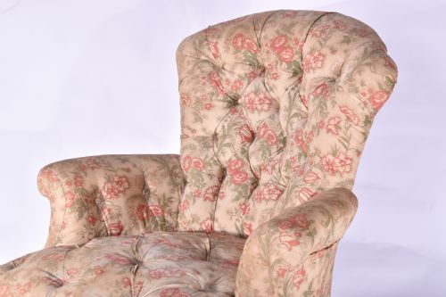 HOWARD SONS DEEPBUTTONED BACK ARMCHAIR - ADDITIONAL PHOTO 2