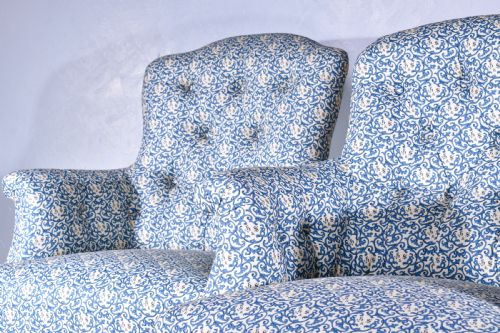 PAIR OF HOWARD SONS ARMCHAIRS - ADDITIONAL PHOTO 4