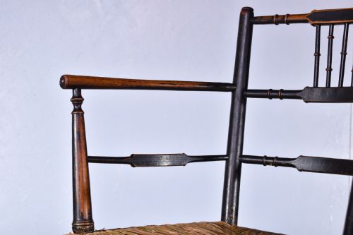 A SUSSEX ARMCHAIR - ADDITIONAL PHOTO 5