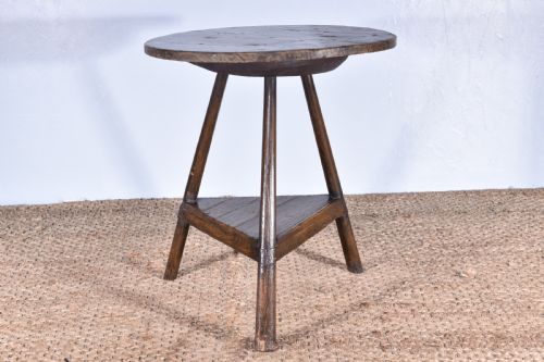 pine cricket table - CATEGORY: ANTIQUE TABLES - DATED 19TH CENTURY