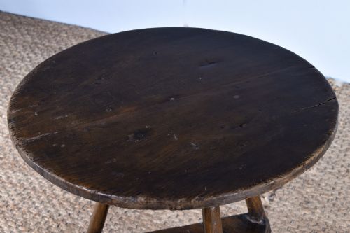 PINE CRICKET TABLE - ADDITIONAL PHOTO 3