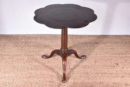 GEORGE II TEA TABLE - ADDITIONAL PHOTO 2