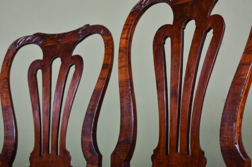 PAIR OF GEORGE II CHAIRS - ADDITIONAL PHOTO 1