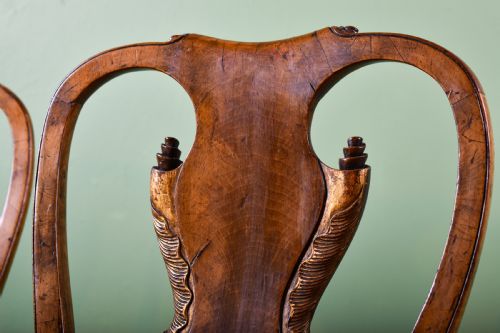 PAIR OF GEORGE II STYLE CHAIRS - ADDITIONAL PHOTO 3