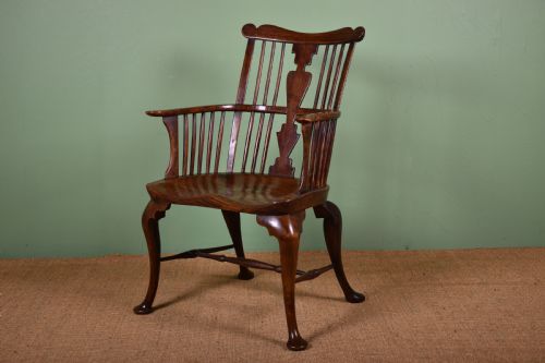 comb back windsor armchair - CATEGORY: ANTIQUE CHAIRS - DATED 18TH CENTURY