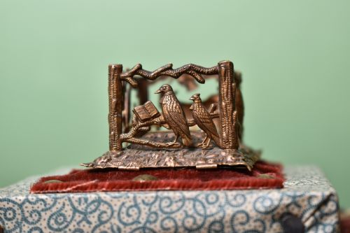 AVERY SON NEEDLECASE - ADDITIONAL PHOTO 4