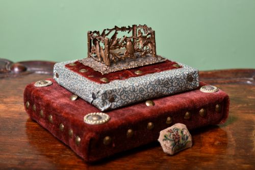 AVERY SON NEEDLECASE - ADDITIONAL PHOTO 5