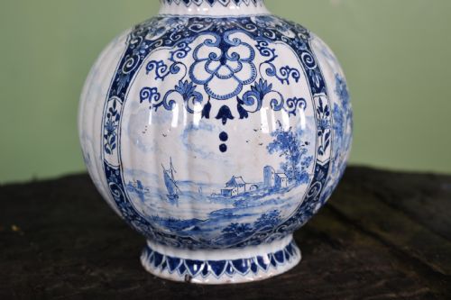 DELFT VASE - ADDITIONAL PHOTO 1