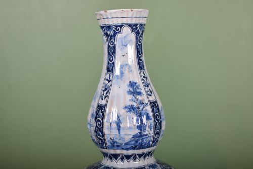 DELFT VASE - ADDITIONAL PHOTO 2