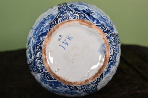 DELFT VASE - ADDITIONAL PHOTO 3