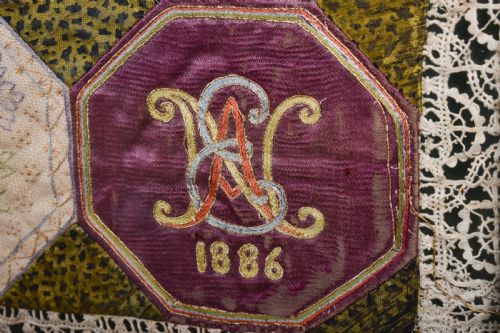 LARGE SILK PATCHWORK FOR HAMMERFIELD HOUSE - ADDITIONAL PHOTO 9