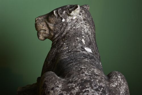 LARGE MARBLE SCULPTURE OF A LIONESS - ADDITIONAL PHOTO 5